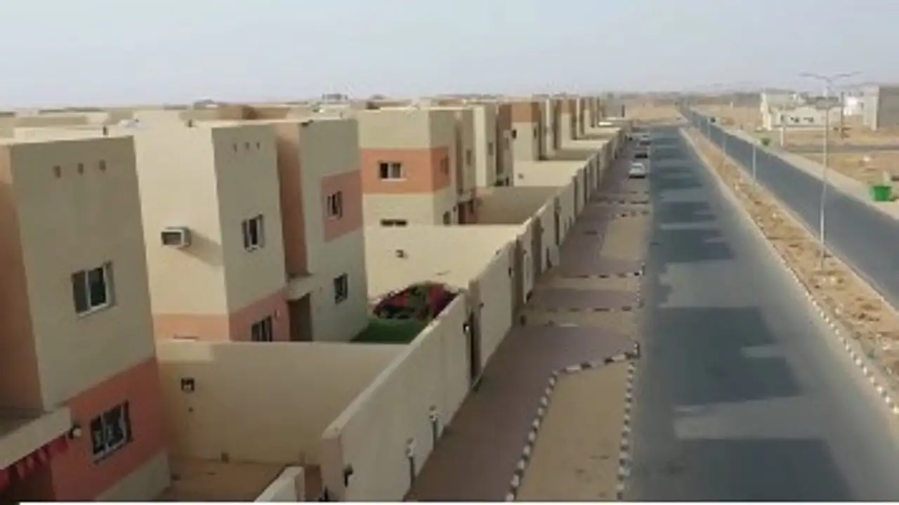 تثبيت الإيجار.. كيف يحمي استقرار الأسر المتوسطة والمنخفضة الدخل من الغلاء